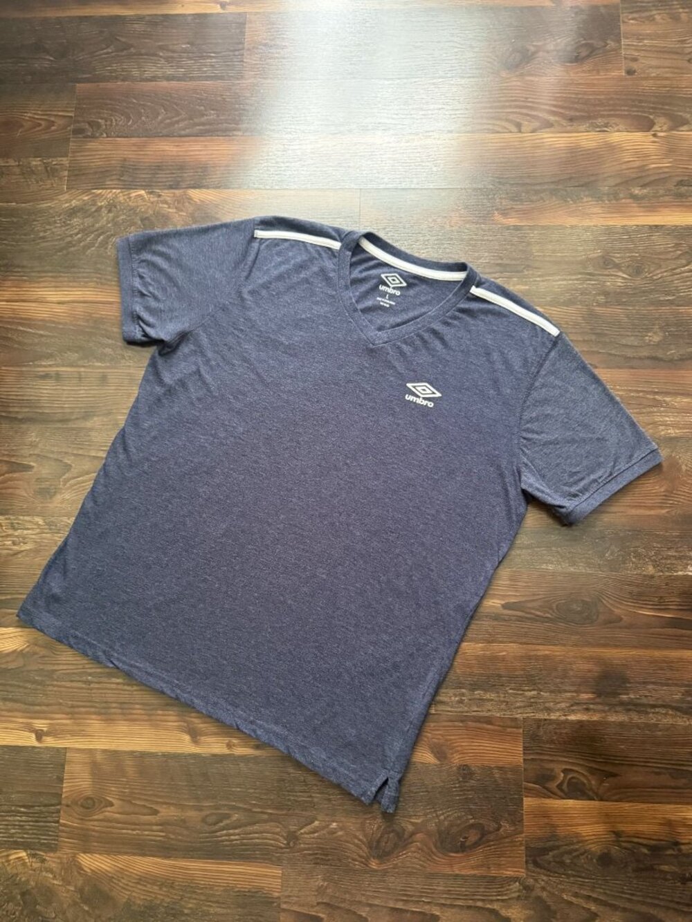 Umbro V-Neck T-Shirt